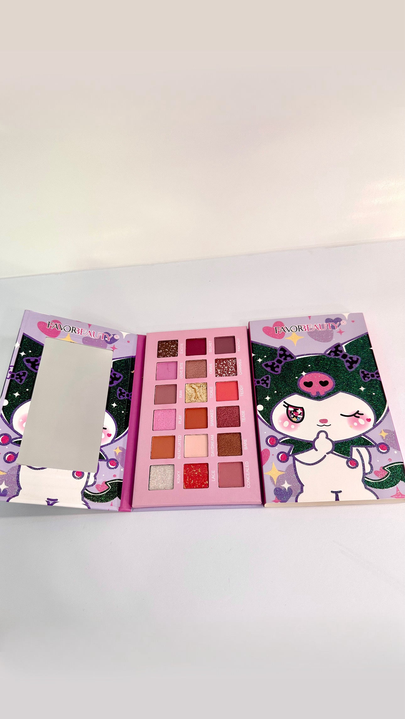 Paleta de sombras kuromi